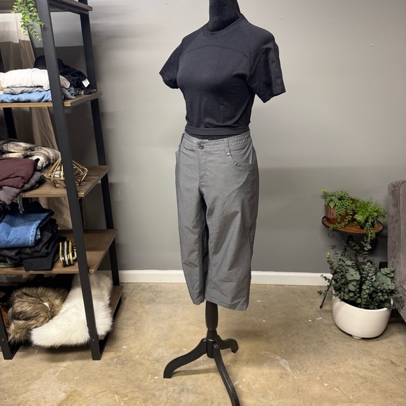 Kuhl Trekr Kapri womens 10 gray travel utility hiking capris gorpcore outdoors - Picture 2 of 9